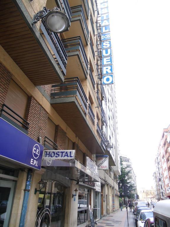 莱昂 唐索罗旅馆酒店 外观 照片